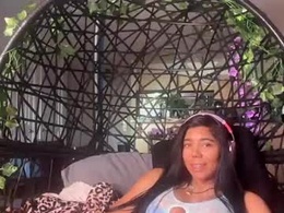 Screen Grab from diabellaxo
