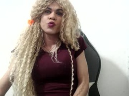 Screen Grab from diabla_sexy22cm