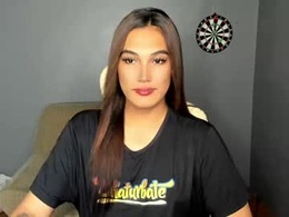 Screen Grab from diamond_foxy