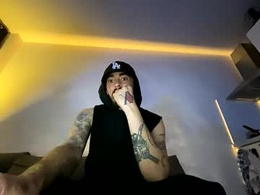 Screen Grab from dmoeni