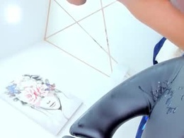 Screen Grab from dolldomonic