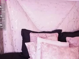 Screen Grab from dolll_aria