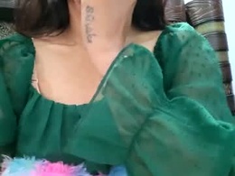 Screen Grab from dollmeenu