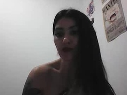 Screen Grab from dollvenus11