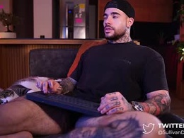 Screen Grab from dominic_sullivan1