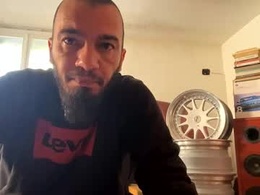 Screen Grab from domnu_ozfutura