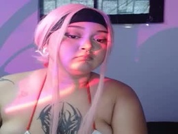 Screen Grab from douce_cherry