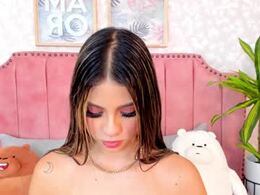 Screen Grab from dove_kameron