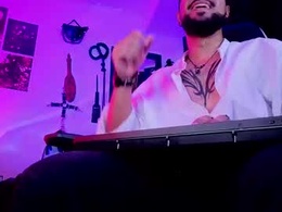 Screen Grab from drako_kingx