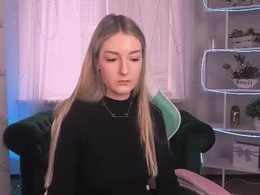 Screen Grab from dream_in_silk