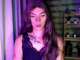 Screen Grab from dreamcome_truexx