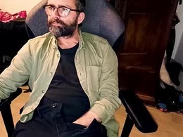 Screen Grab from dubcenter