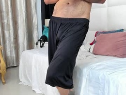 Screen Grab from dylan_collins9