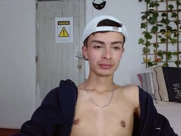 Screen Grab from easyboyxx