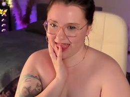 Screen Grab from edalyn_af