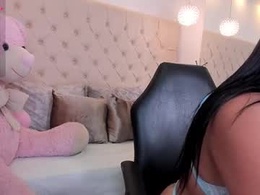 Screen Grab from elahia_tadea