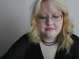 Screen Grab from elayne_sweet