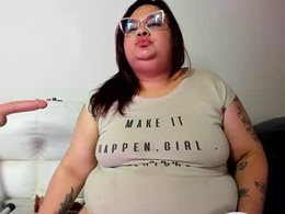 Screen Grab from electrabig_xxx