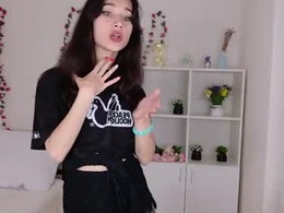 Screen Grab from eleonoraa_sun