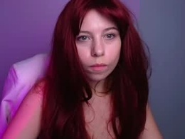 Screen Grab from elise_kissu_