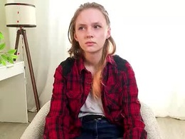 Screen Grab from eliselauder