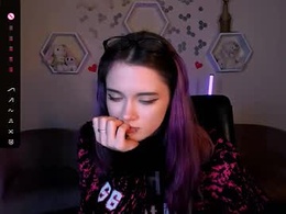 Screen Grab from ella_crazy