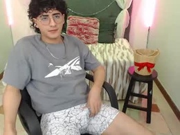 Screen Grab from elliot_03