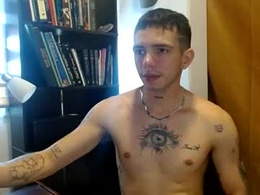 Screen Grab from elliot_uwu