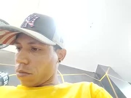 Screen Grab from elloboperr0_18