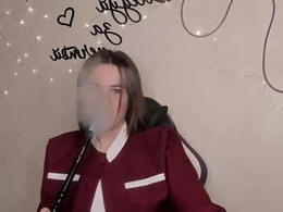 Screen Grab from ellyburton