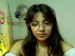 Screen Grab from eloisdeangelis