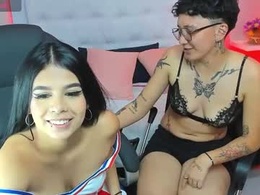 Screen Grab from emahills__axelrose