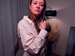 Screen Grab from emelineweeman