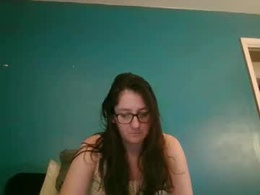 Screen Grab from emeraldamnsel