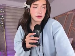 Screen Grab from emilybeear