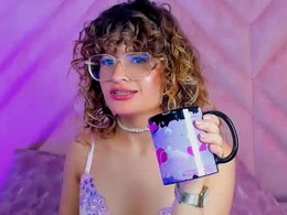 Screen Grab from emilyjonesss_