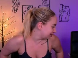 Screen Grab from emilynxx