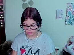 Screen Grab from emma_boo_