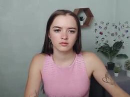 Screen Grab from emmaevants_