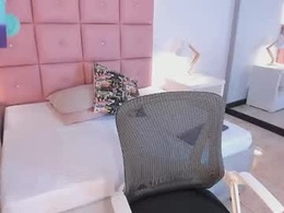 Screen Grab from emmaflorezz