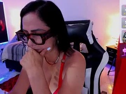 Screen Grab from emperatrizmilf