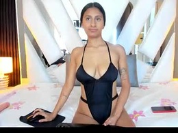 Screen Grab from emy_sweett1