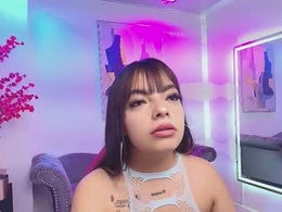 Screen Grab from emy_sweetyy