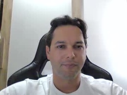 Screen Grab from erectuspintus