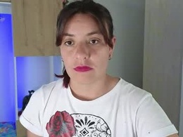 Screen Grab from esmeralda_calderon