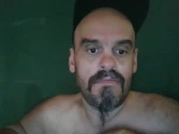 Screen Grab from essensualelf