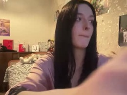 Screen Grab from estaluckie