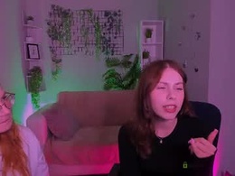 Screen Grab from estelle_roya