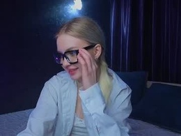Screen Grab from eva_kiki