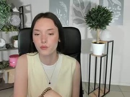 Screen Grab from eva_leeee